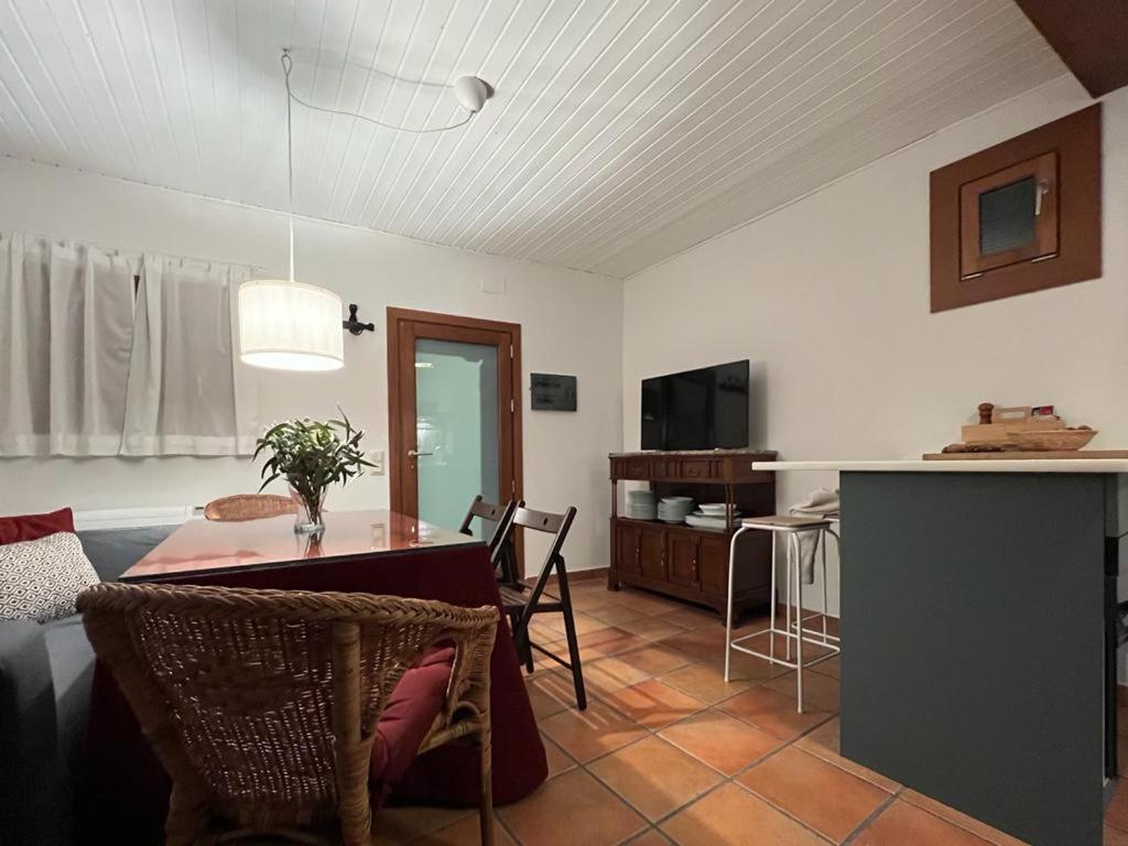 El Refugio De Lucas Villa La Adrada Kültér fotó